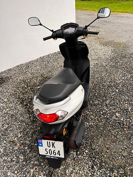 Peugeot Kisbee 12 of 18