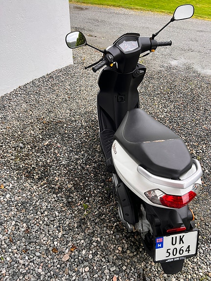 Peugeot Kisbee 8 of 18