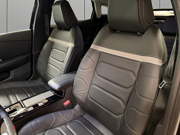 Citroen E-C4 13 of 30
