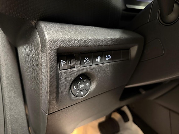 Citroen E-C4 12 of 30