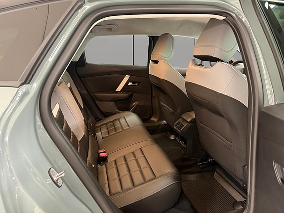Citroen E-C4 30 of 30