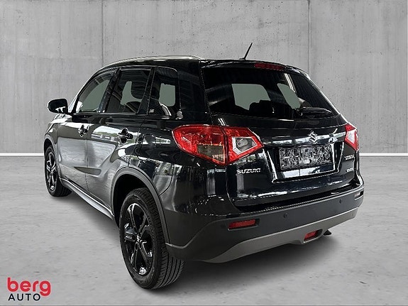 Suzuki Vitara 5 of 18