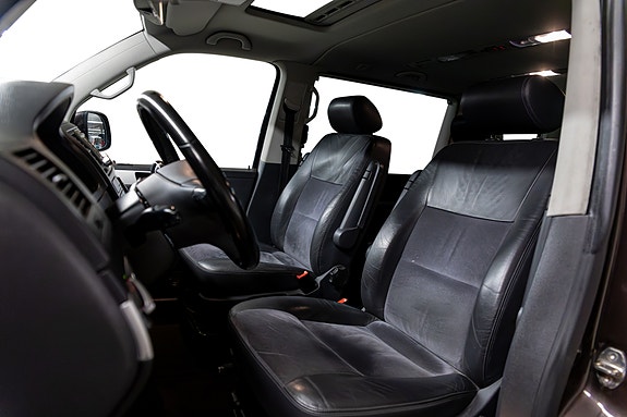 Volkswagen Multivan 3 of 30