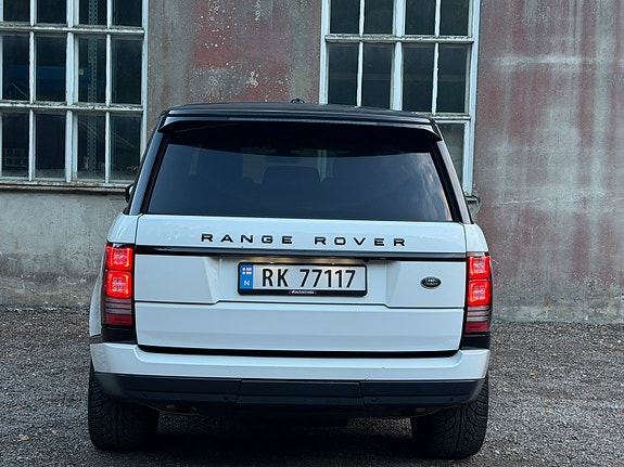 Land Rover Range Rover 12 of 30