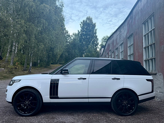 Land Rover Range Rover 8 of 30