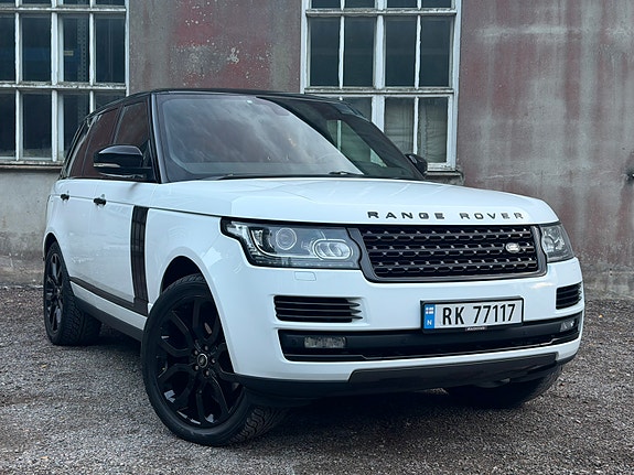 Land Rover Range Rover 2 of 30
