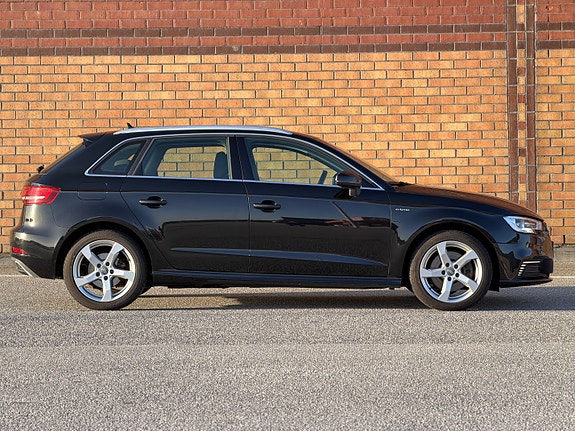 Audi A3 8 of 30