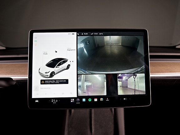 Tesla Model 3 20 of 26