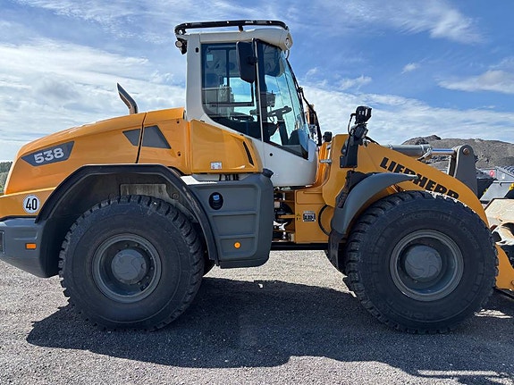 Liebherr L 538 7 of 8