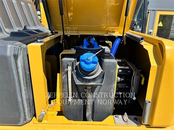 Cat 320-07 15 of 19