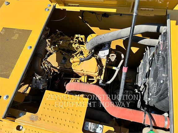 Cat 320-07 7 of 19