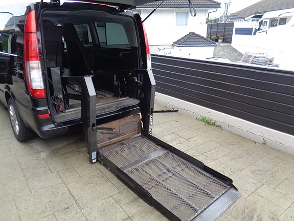 Mercedes-Benz Vito 113 23 of 30
