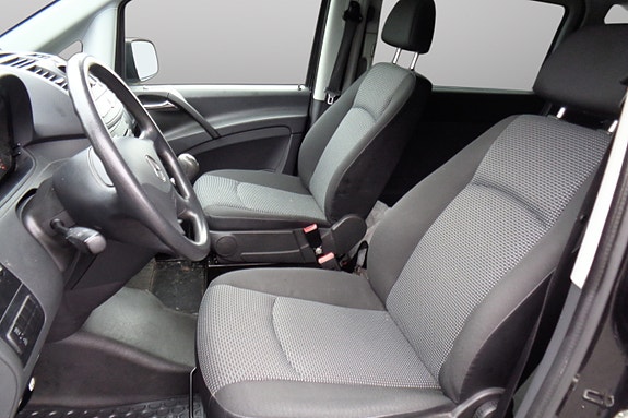 Mercedes-Benz Vito 113 13 of 30