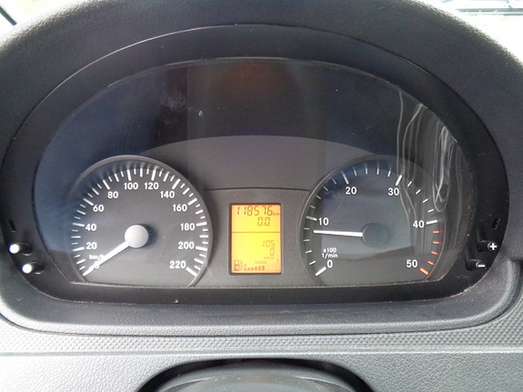 Mercedes-Benz Vito 113 17 of 30