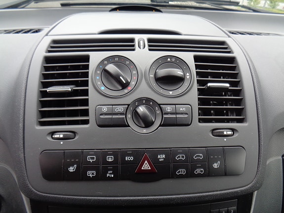 Mercedes-Benz Vito 113 19 of 30
