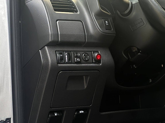 Isuzu D-max 14 of 30