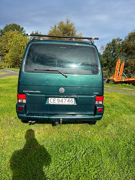Volkswagen Caravelle 4 of 15