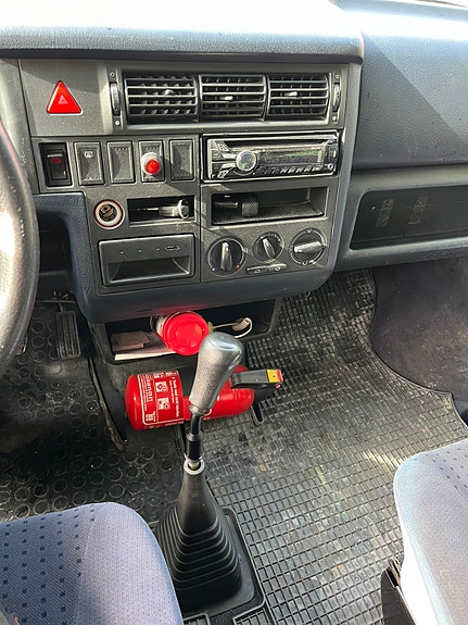 Volkswagen Caravelle 15 of 15