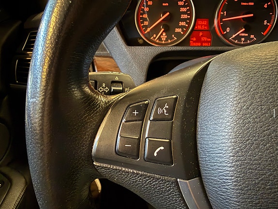 BMW X5 17 of 28