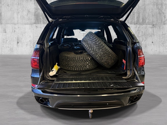 BMW X5 8 of 28