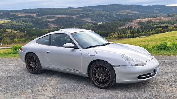 Porsche 911 3 of 16