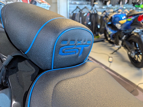 Suzuki GSX-S 1000 GT 3 of 11