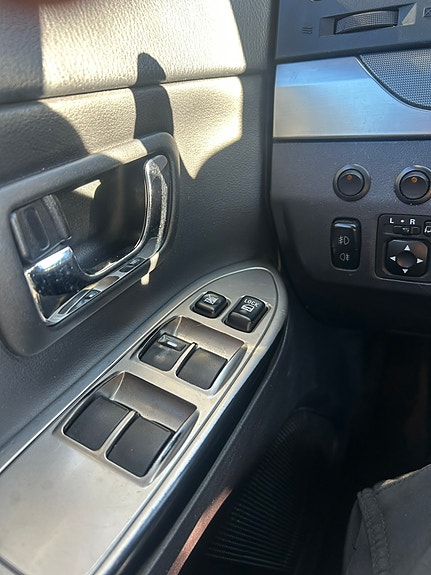 Mitsubishi Pajero 21 of 24