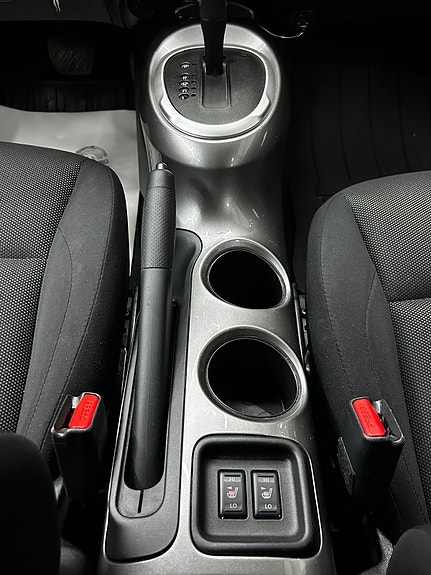 Nissan Juke 27 of 30