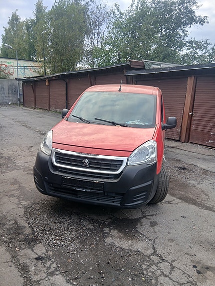 Peugeot Partner 3 of 5