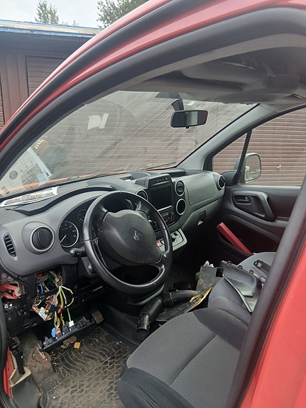 Peugeot Partner 5 of 5