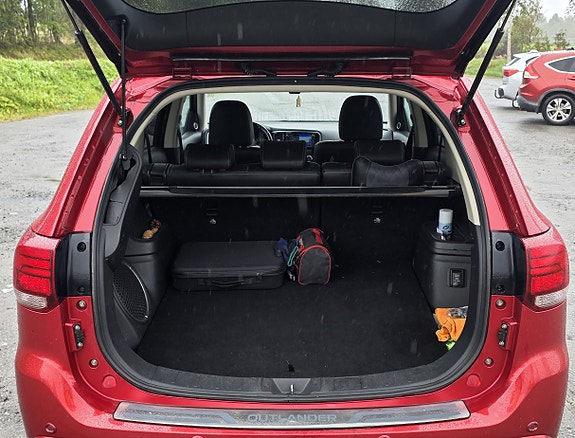 Mitsubishi Outlander 2 of 24