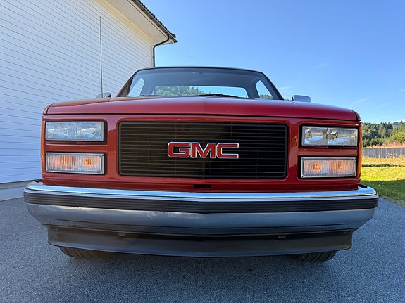 GMC Sierra 22 of 30