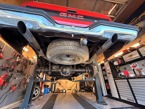 GMC Sierra 14 of 30