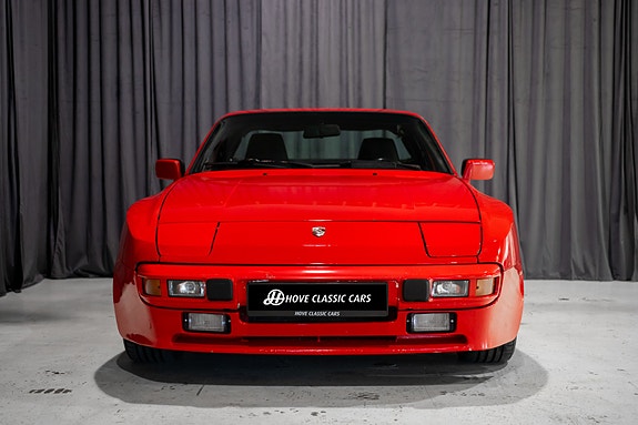 Porsche 944 6 of 30