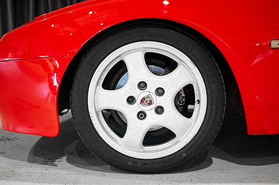 Porsche 944 14 of 30