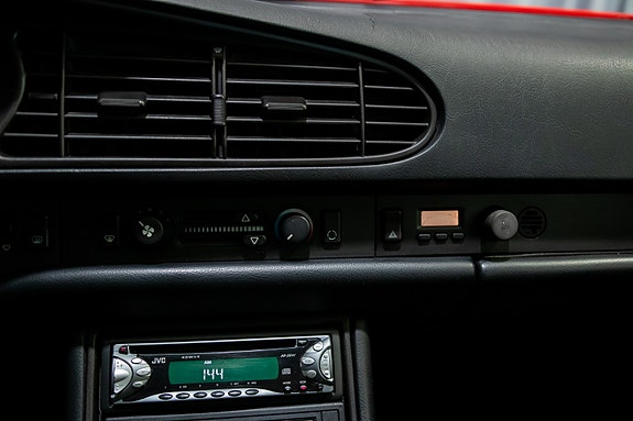 Porsche 944 28 of 30