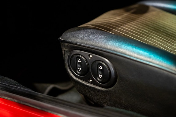 Porsche 944 19 of 30