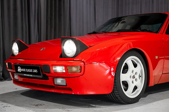 Porsche 944 8 of 30