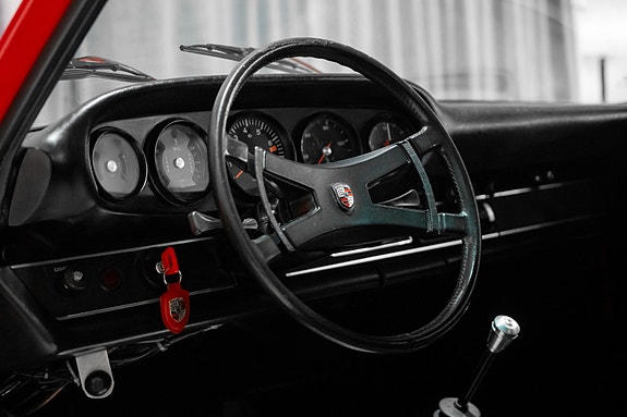 Porsche 911 T 25 of 29