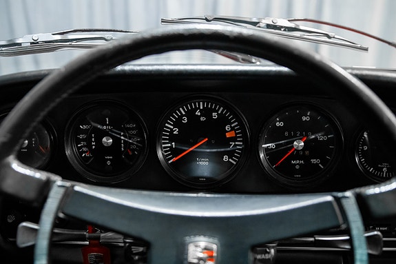 Porsche 911 T 26 of 29