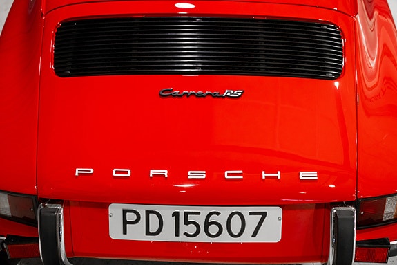 Porsche 911 T 14 of 29