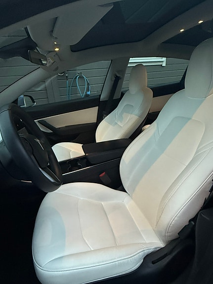 Tesla Model 3 14 of 17