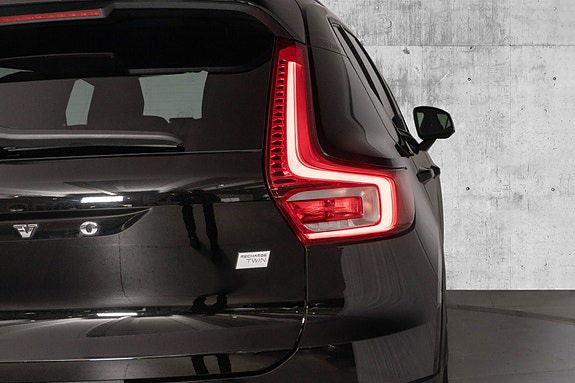 Volvo XC40 11 of 30