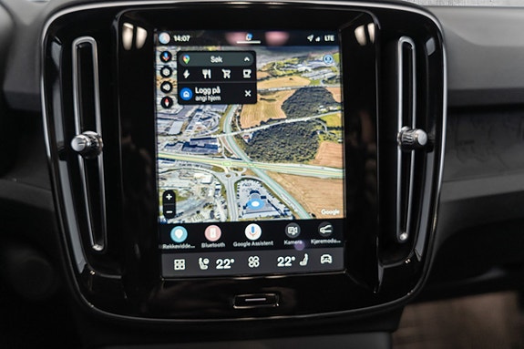 Volvo XC40 22 of 30