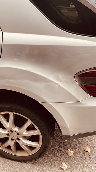 Mercedes-Benz ML320 4 of 21