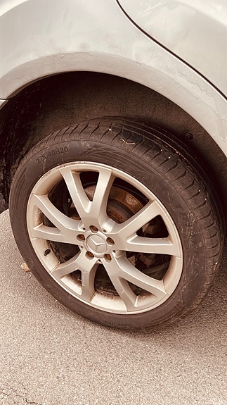Mercedes-Benz ML320 10 of 21