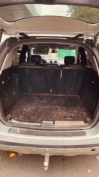 Mercedes-Benz ML320 11 of 21