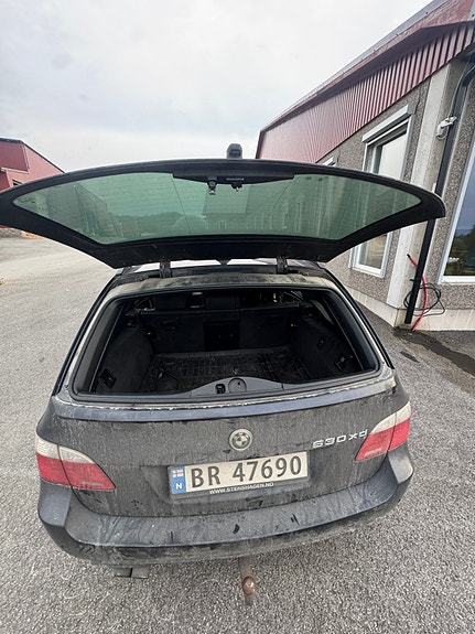 BMW 530xd 6 of 17