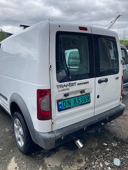 Ford Transit Connect 4 of 11