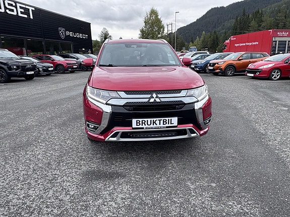 Mitsubishi Outlander 3 of 18